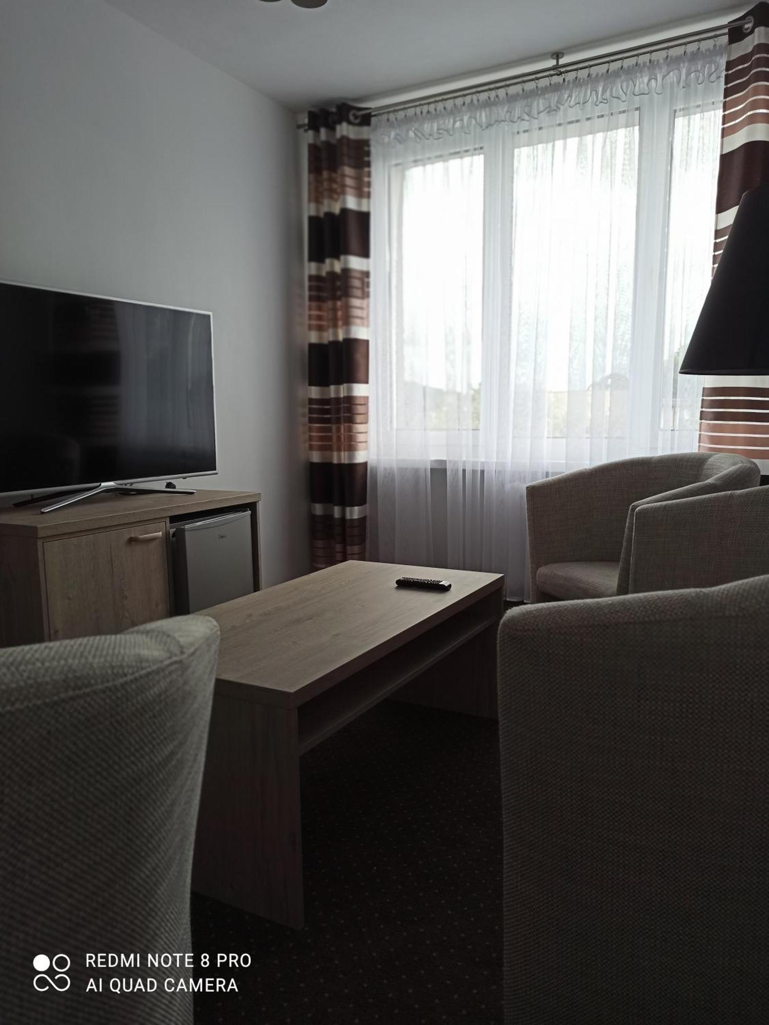 Hotel Odr Sulechów Eksteriør bilde