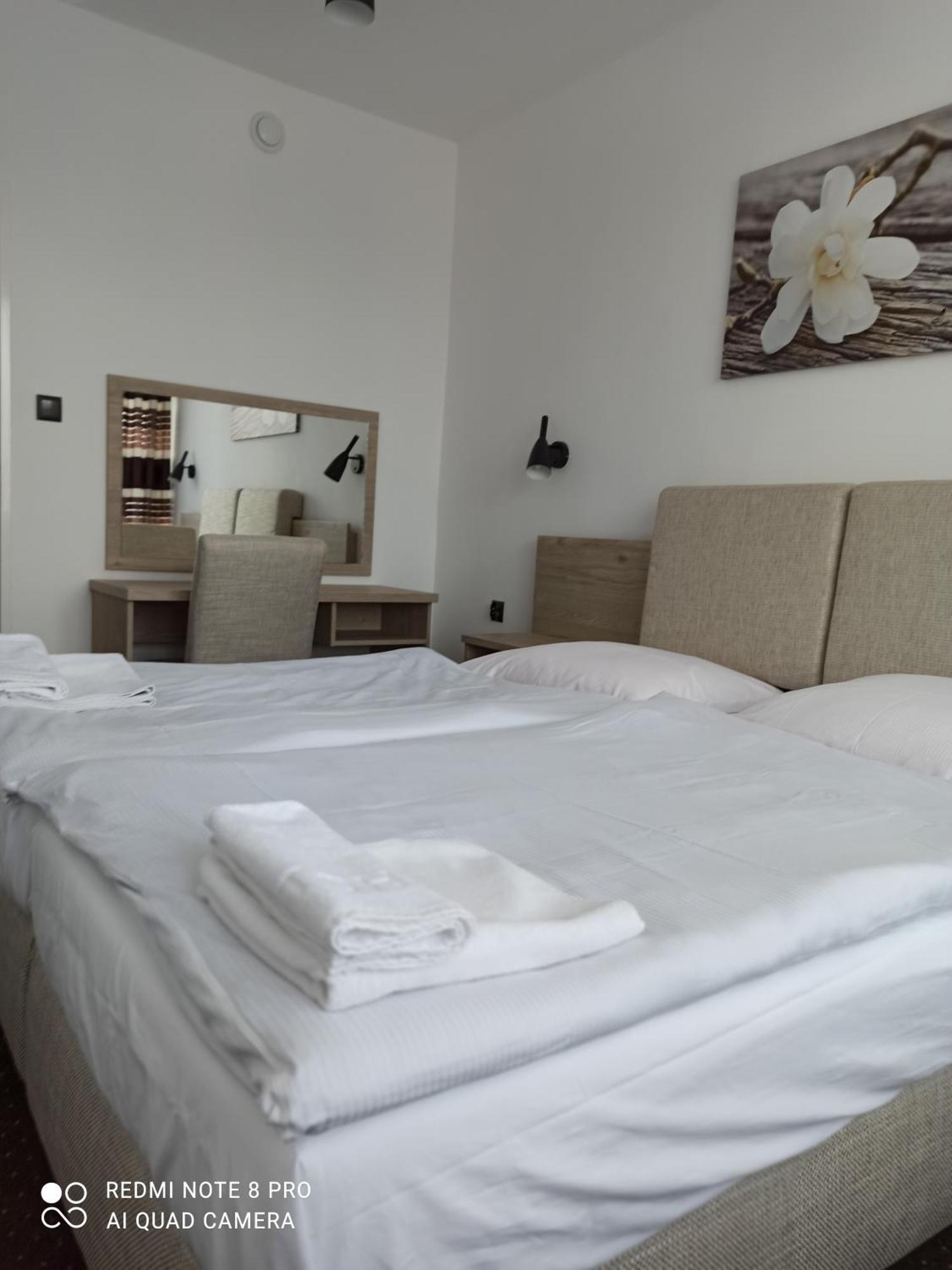 Hotel Odr Sulechów Eksteriør bilde