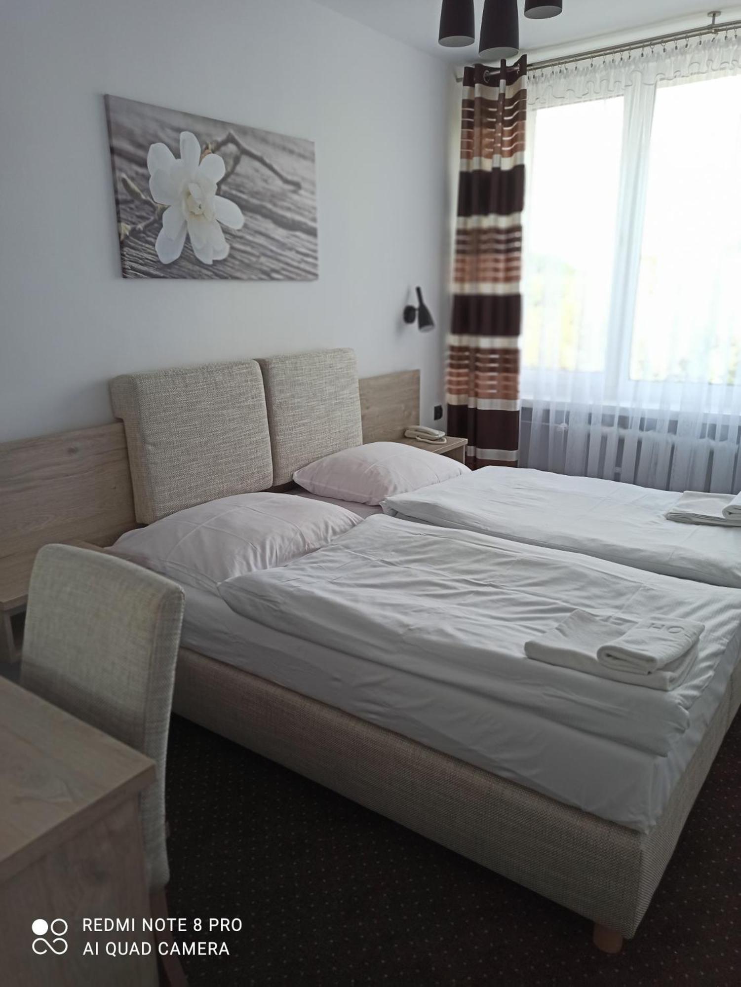 Hotel Odr Sulechów Eksteriør bilde