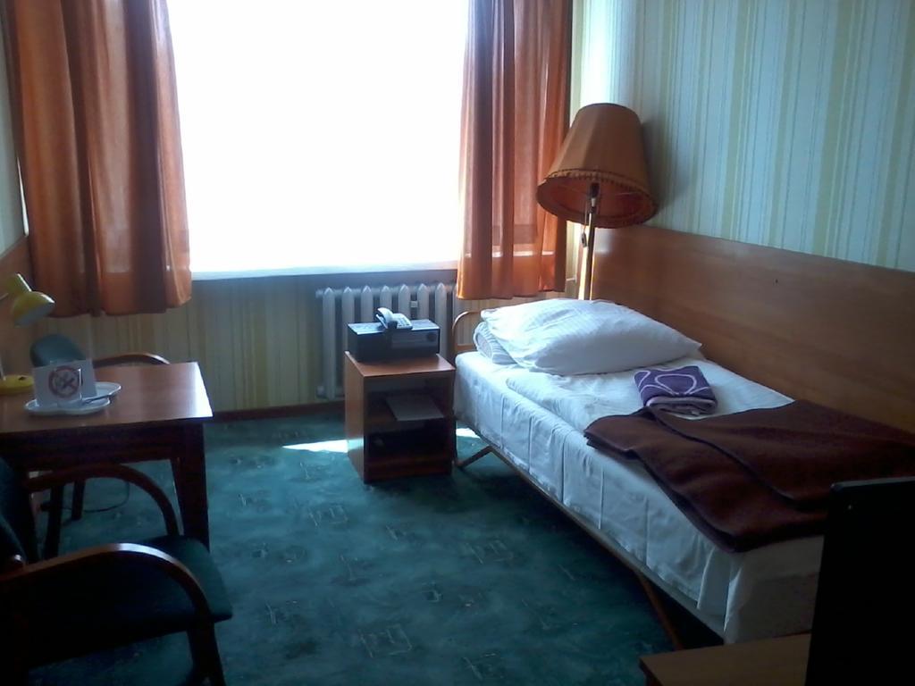 Hotel Odr Sulechów Eksteriør bilde